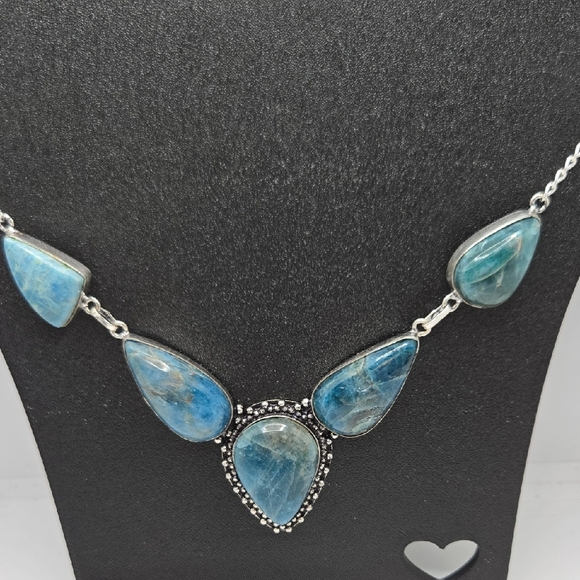 5 Stone Blue Appatite Necklace 18" NWOT - Picture 4 of 9